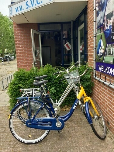 OV-fiets voor de sportkantine van v.v. S.V.C.